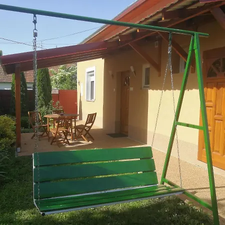 Apartament Agnes Vendeghaz *